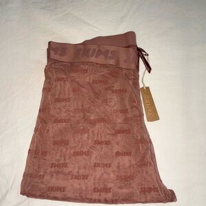 SKIMS Dusty Rose Lounge Pants